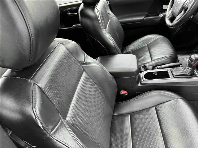 Certified 2020 Toyota Tacoma TRD Off-Road w/ TRD Premium Off Road Package image 19