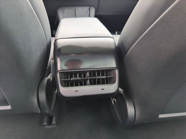 Used 2023 Tesla Model 3 Standard Range RWD image 18