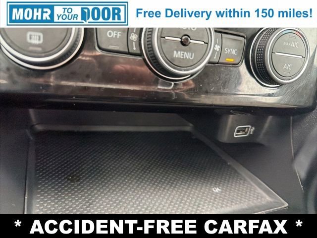 Used 2019 Volkswagen Jetta R-Line w/ R-Line Cold Weather Package image 22