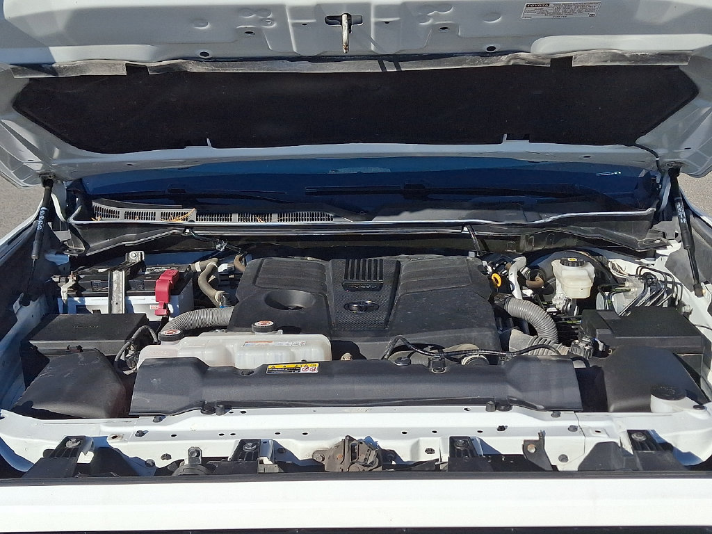 Used 2022 Toyota Tundra SR5 AWD/4WD image 27