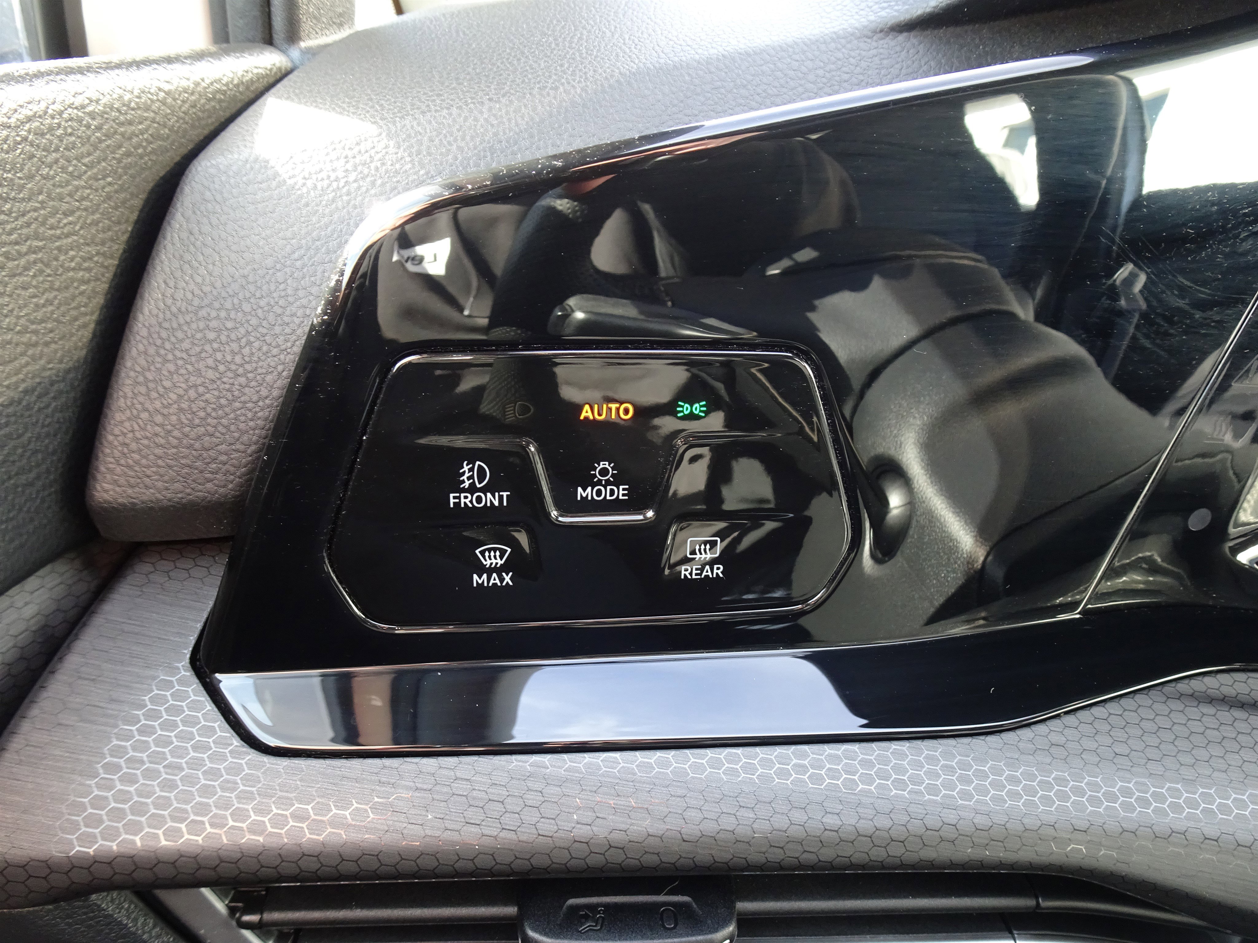 Used 2022 Volkswagen GTI S image 23