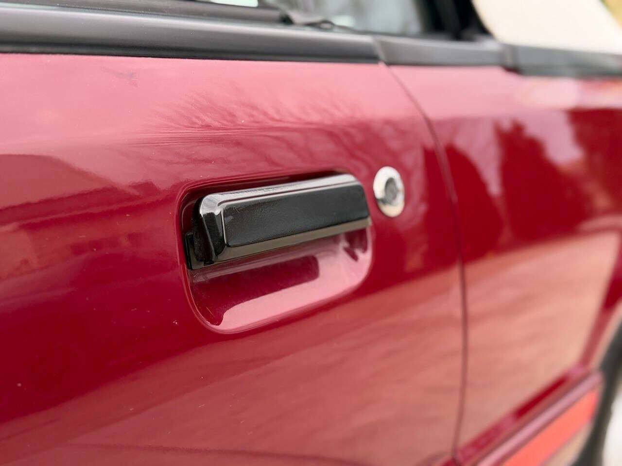 Used 1988 Ford Mustang GT image 40