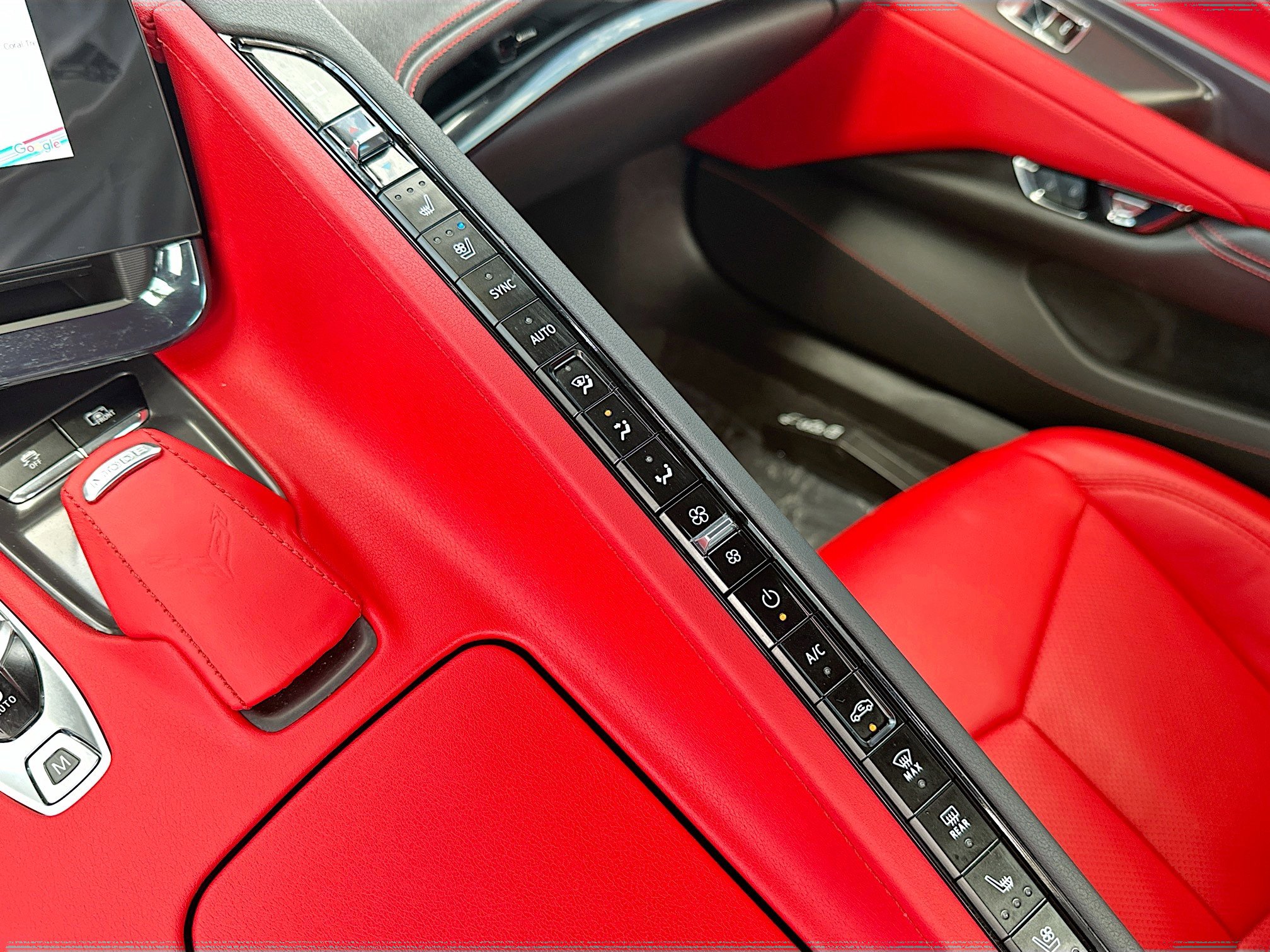 Used 2025 Chevrolet Corvette 2LT w/ Stealth Interior Trim Package image 16