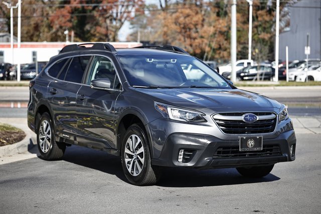 Used 2022 Subaru Outback Premium image 14