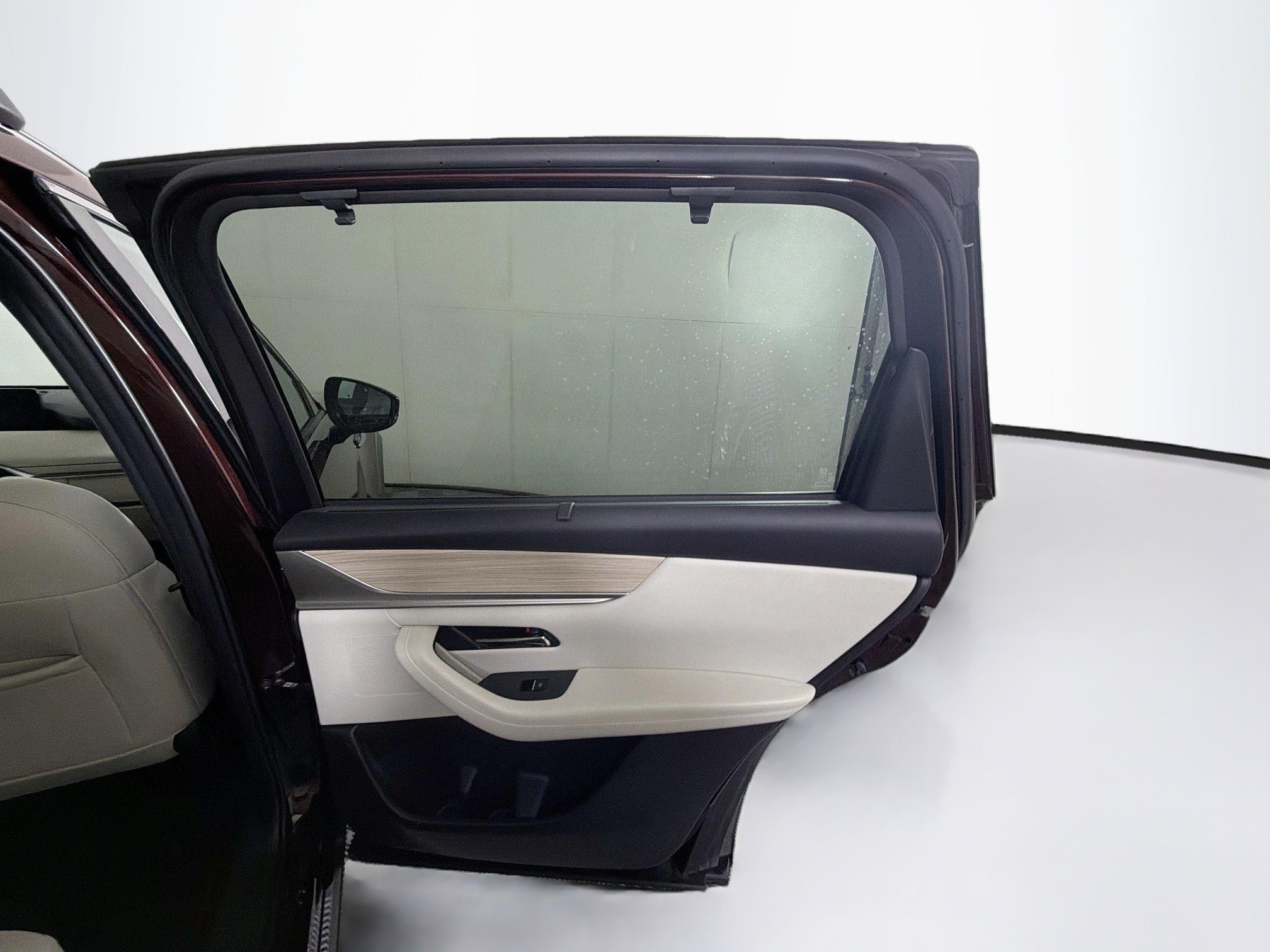 Used 2024 MAZDA CX-90 Plug-In Hybrid w/ Premium Plus AWD/4WD image 33