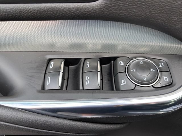 Used 2023 Cadillac XT4 Premium Luxury w/ Driver Assist Package AWD/4WD image 9