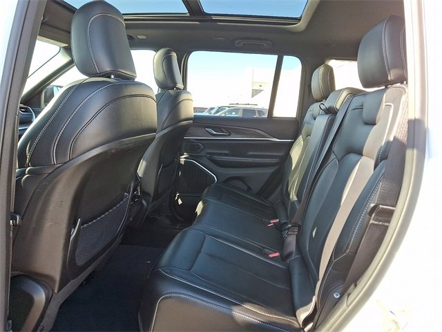 Used 2024 Jeep Grand Cherokee Limited 4xe image 10