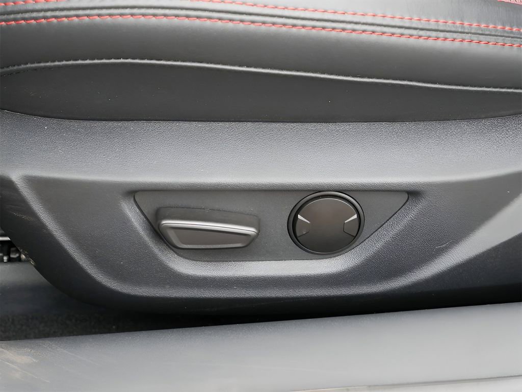 Used 2024 Ford Mustang GT Premium image 15