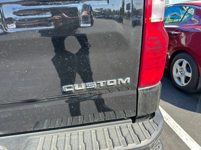 Used 2022 Chevrolet Silverado 1500 Custom Trail Boss AWD/4WD image 8