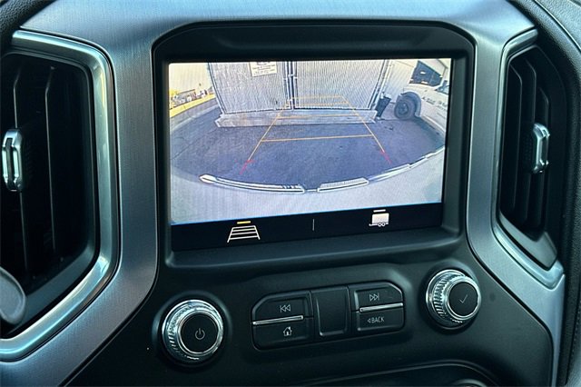 Used 2019 GMC Sierra 1500 SLE image 17