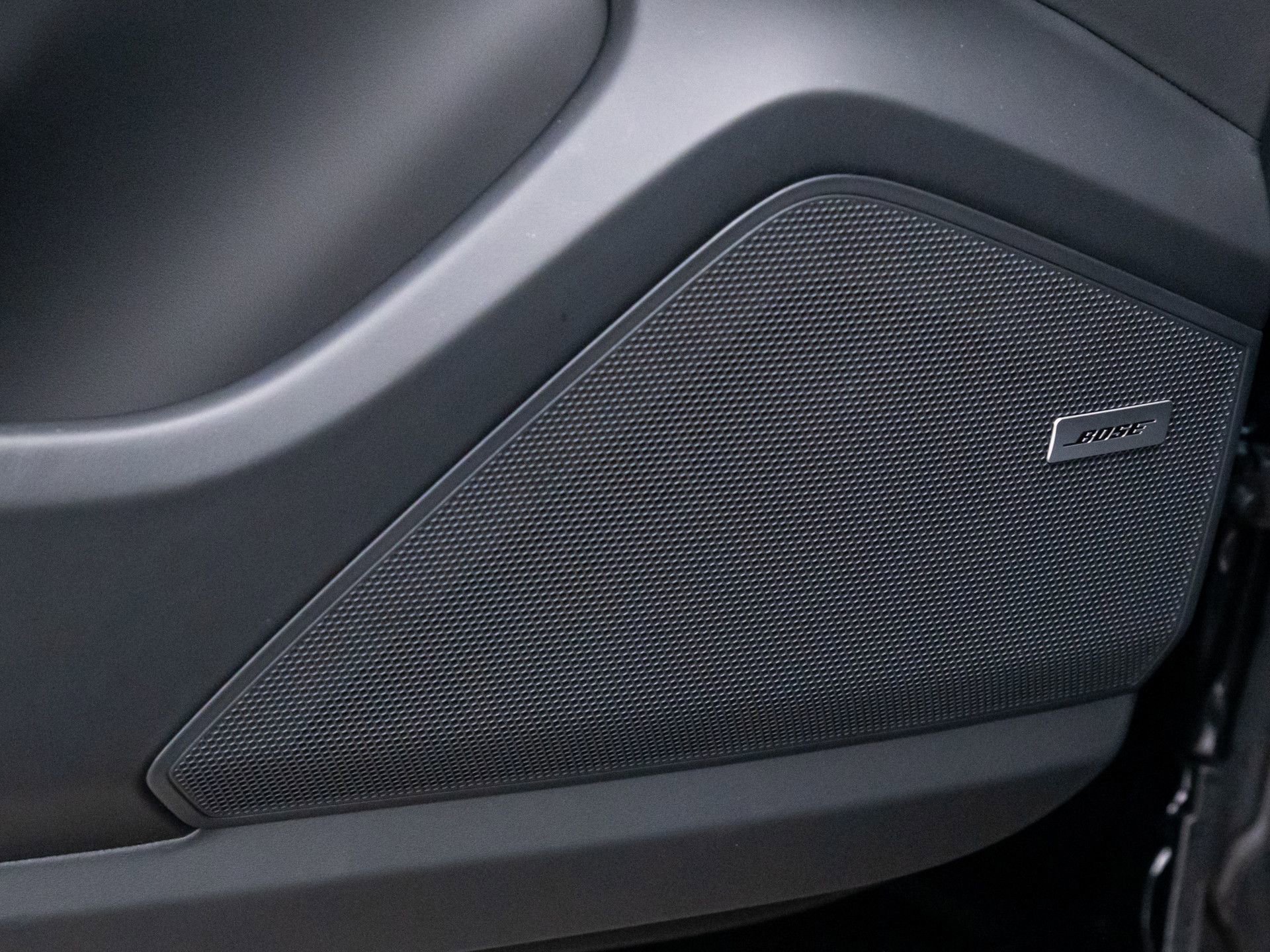 New 2026 Porsche Cayenne S image 15