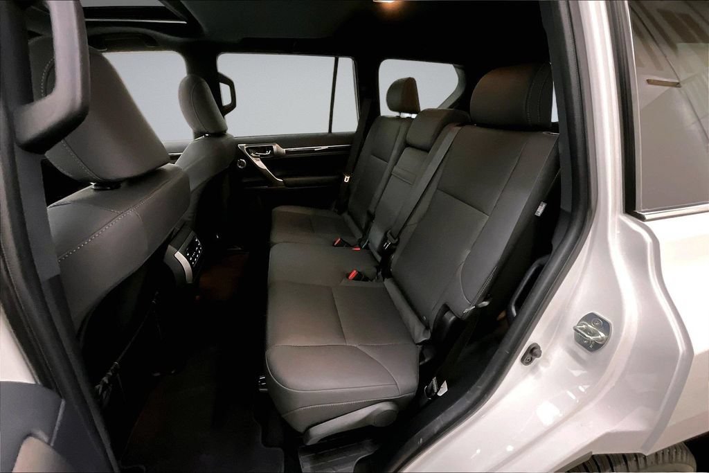 Used 2023 Lexus GX 460 Premium w/ Premium Plus Package AWD/4WD image 22
