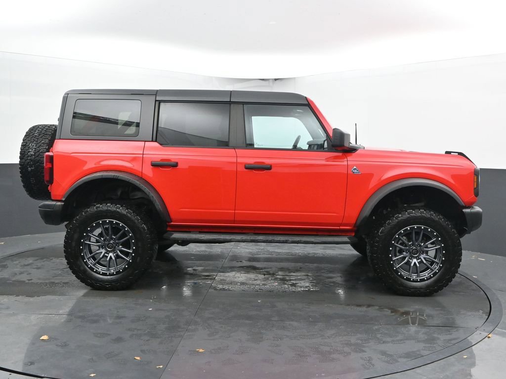 Used 2023 Ford Bronco Black Diamond image 12