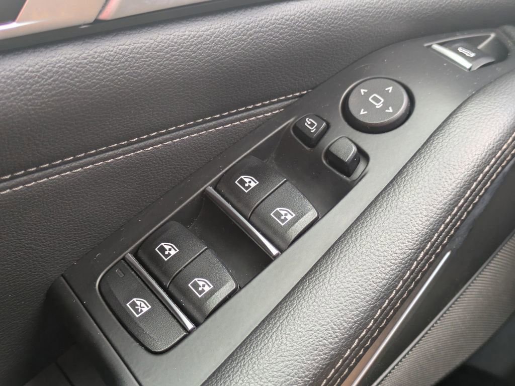 Used 2019 BMW X5 xDrive50i w/ Parking Assistance Package image 28