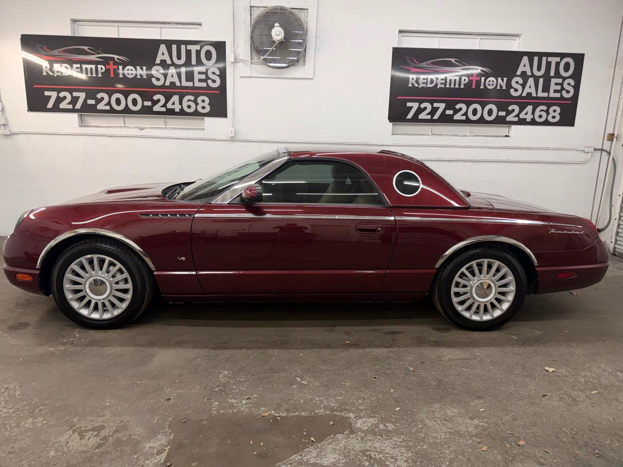 Used 2004 Ford Thunderbird RWD image 2