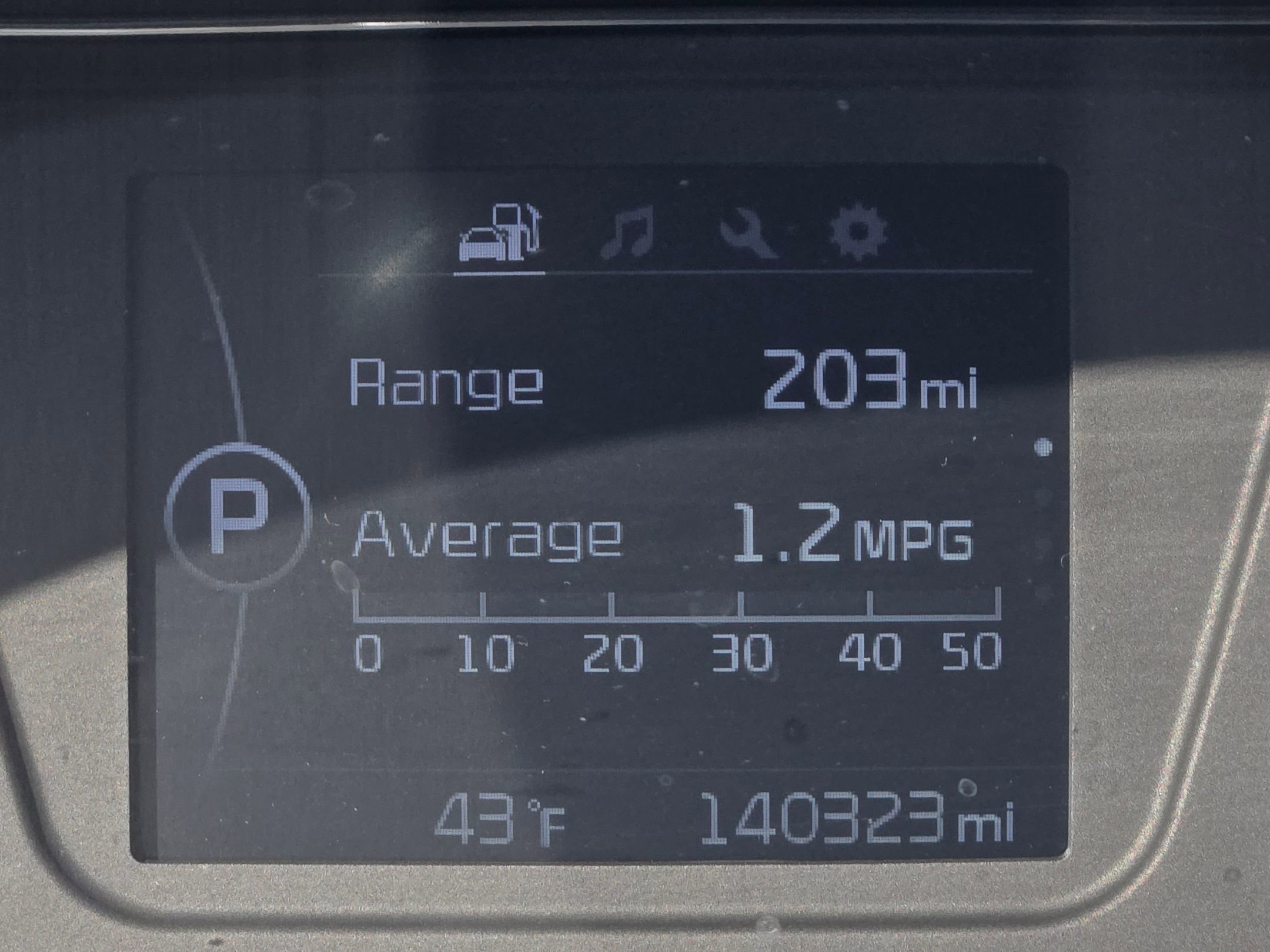 Used 2017 Kia Sorento LX w/ LX Convenience Package image 16