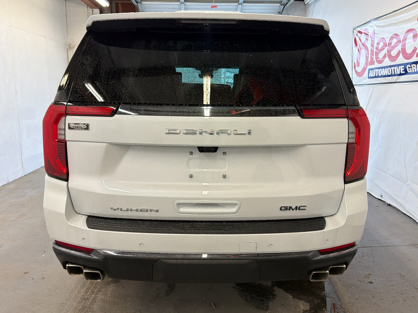 New 2026 GMC Yukon Denali Ultimate AWD/4WD image 6