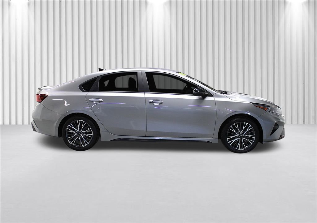 Used 2024 Kia Forte GT-Line FWD image 2