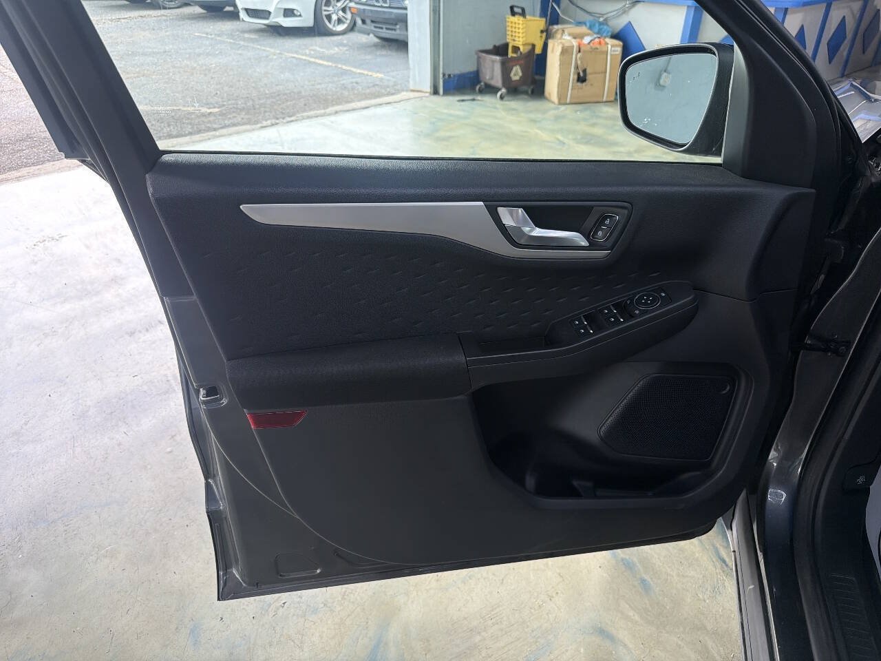 Used 2020 Ford Escape SE AWD/4WD image 16