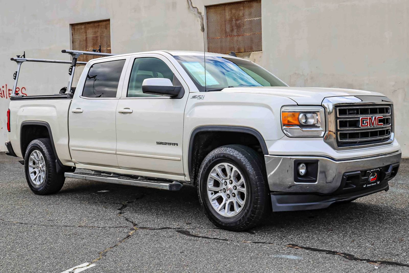Used 2014 GMC Sierra 1500 SLE w/ SLE Value Package