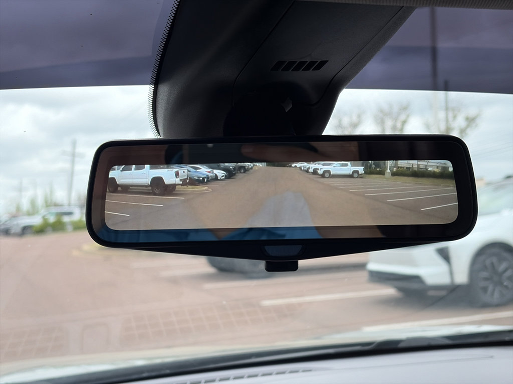 Used 2019 Buick Enclave Avenir image 32