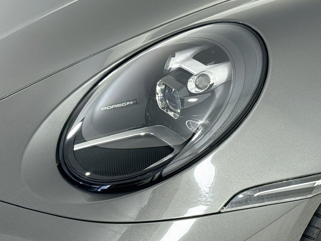 Used 2021 Porsche 911 Carrera RWD image 28