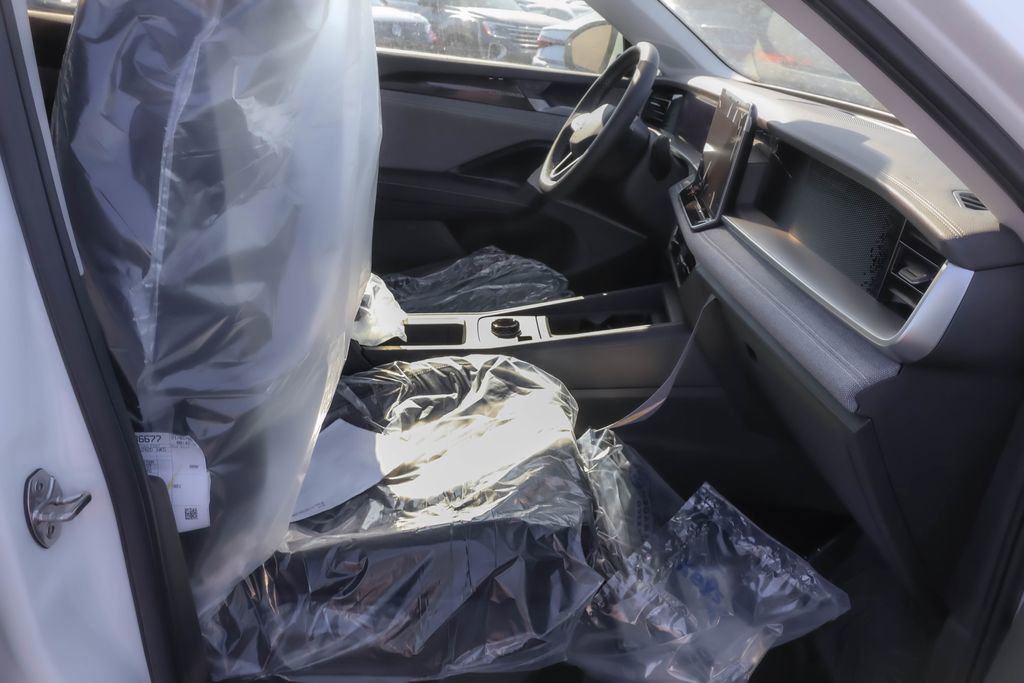 New 2026 Volkswagen Tiguan S image 40