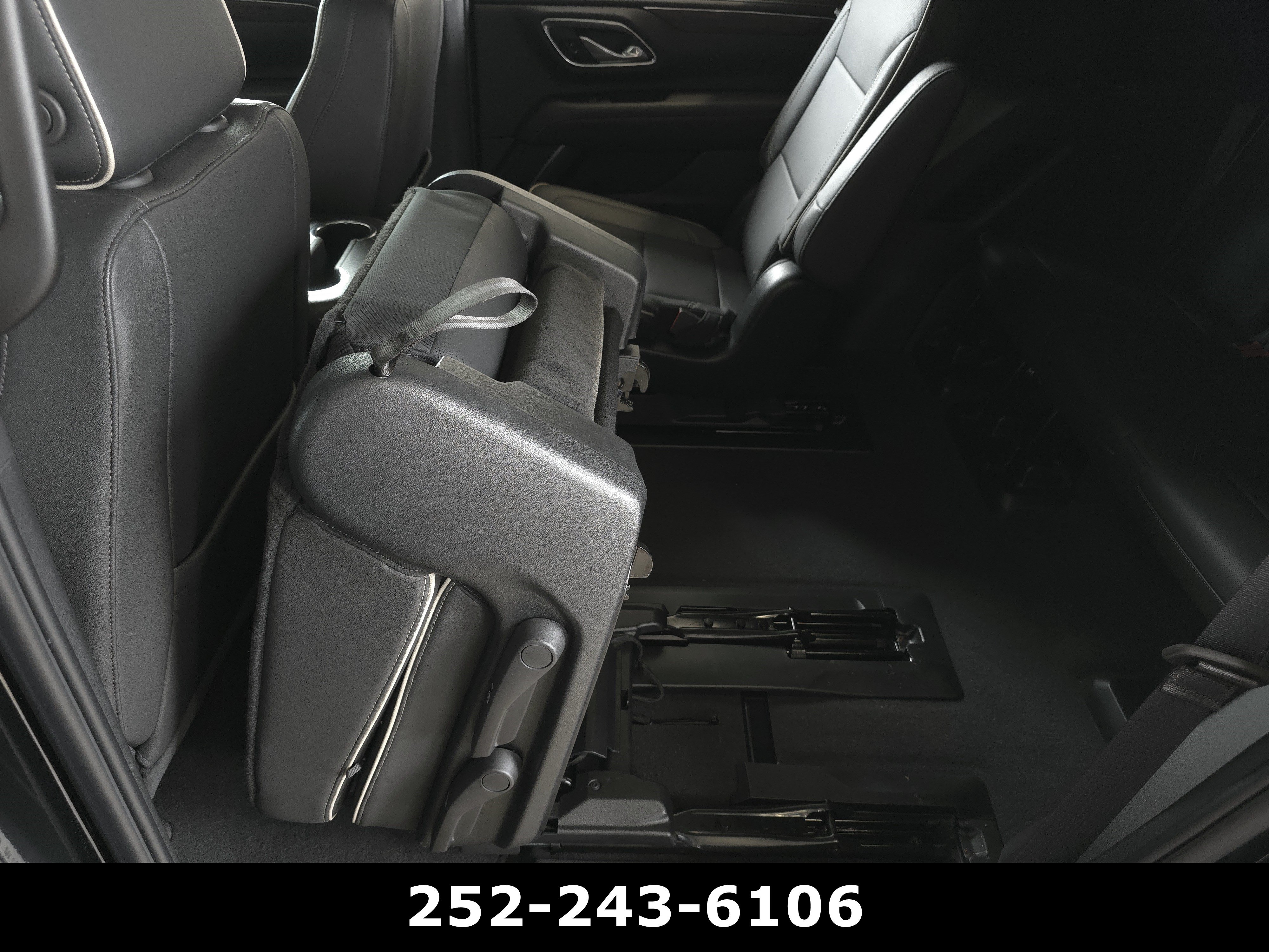 Used 2023 Chevrolet Tahoe Premier AWD/4WD image 34