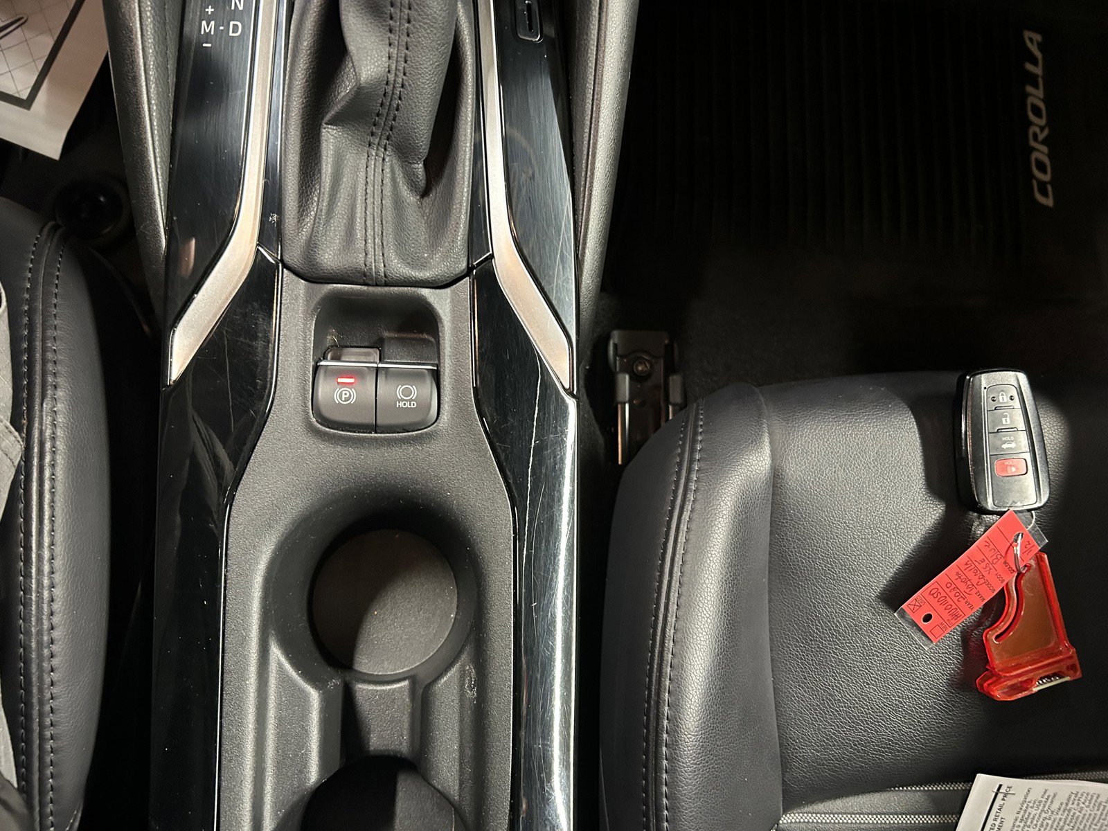 Used 2020 Toyota Corolla XSE image 36