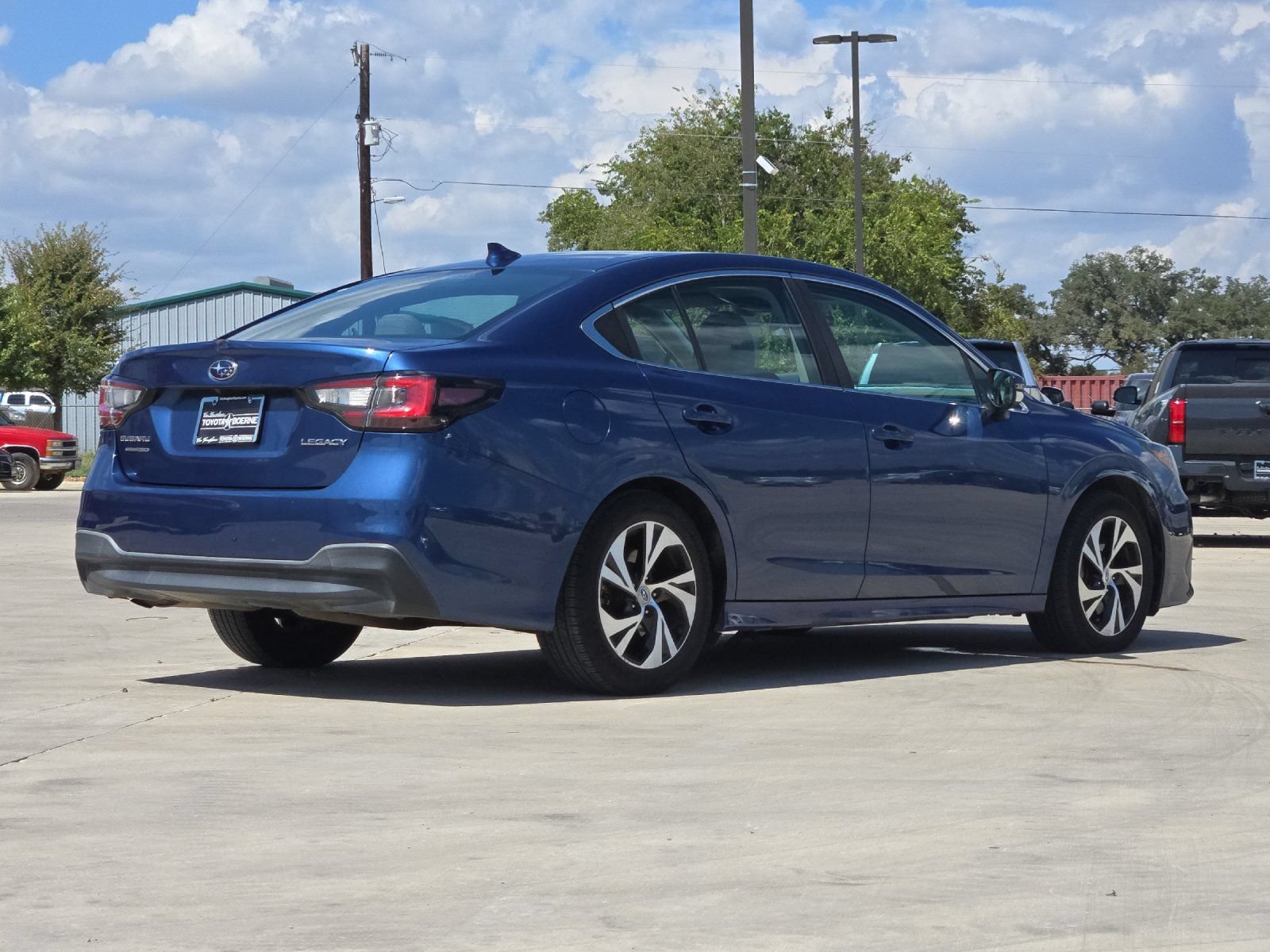Used 2020 Subaru Legacy Premium AWD/4WD image 5