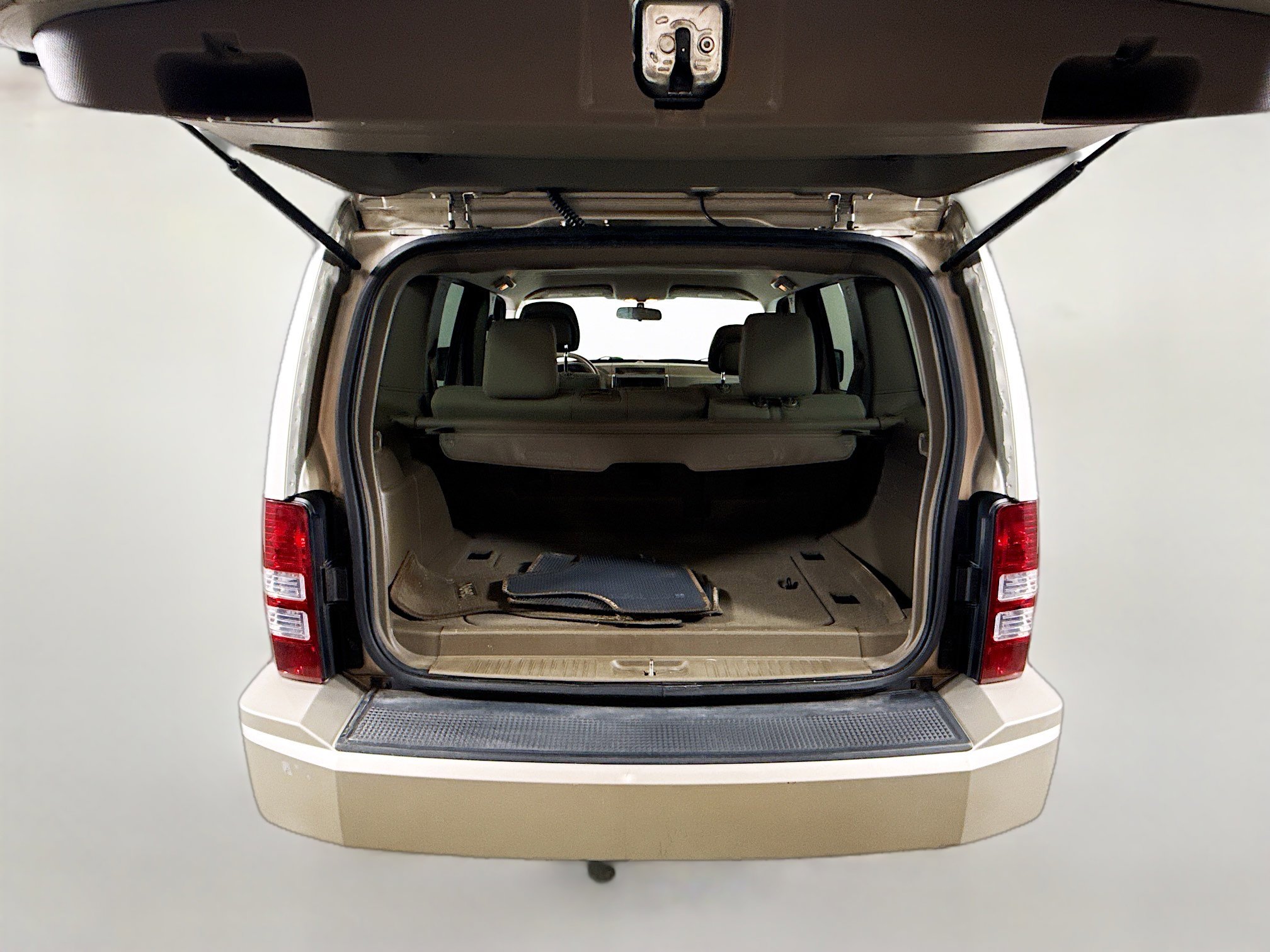 Used 2010 Jeep Liberty Sport w/ Popular Equipment Group image 18