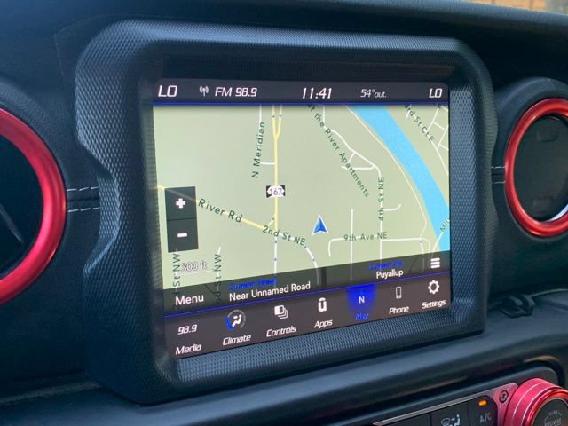 Used 2022 Jeep Gladiator Overland w/ Popular Equipment Package AWD/4WD image 13