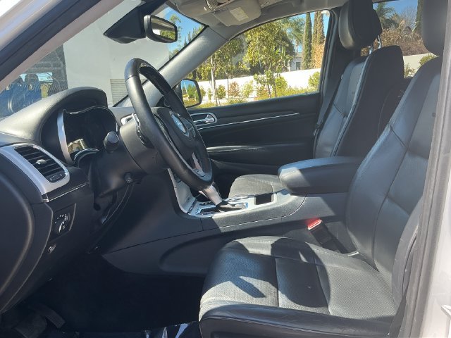 Used 2018 Jeep Grand Cherokee Summit RWD image 9