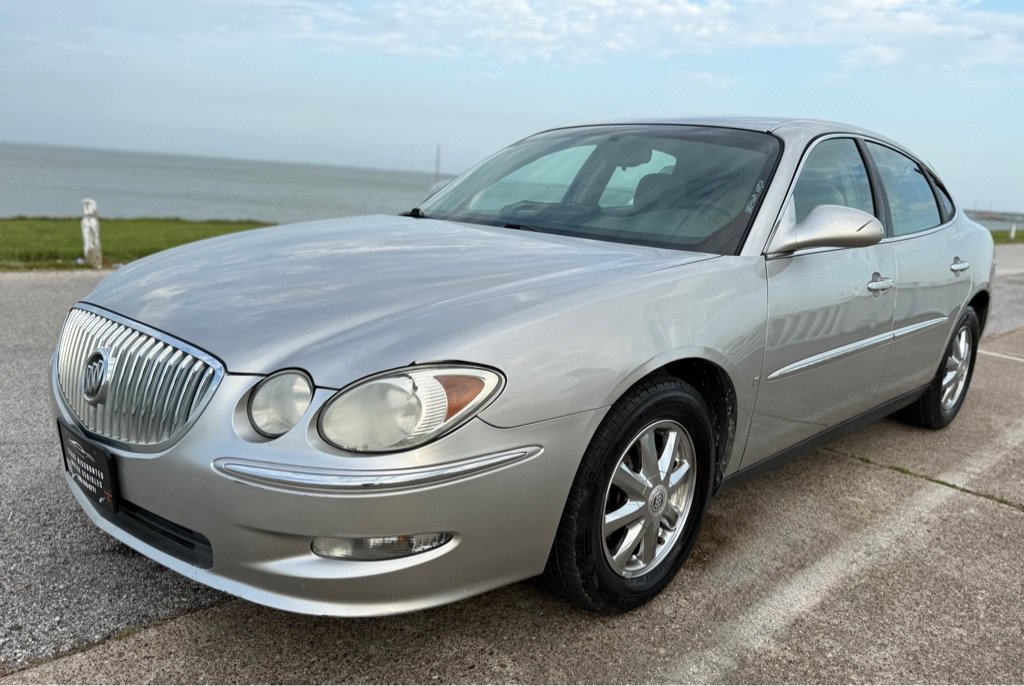 Used 2008 Buick LaCrosse CX FWD image 1
