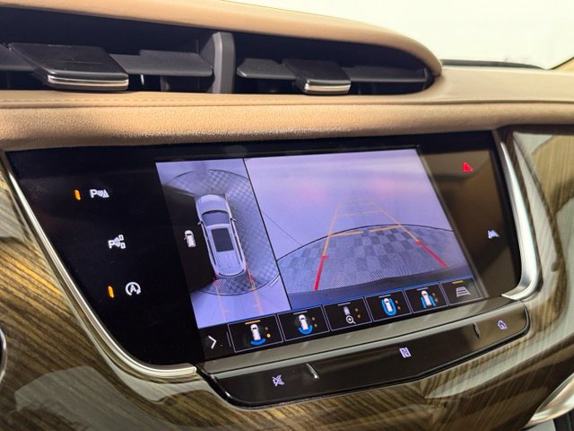 Used 2020 Cadillac XT6 Premium Luxury w/ Platinum Package FWD image 19