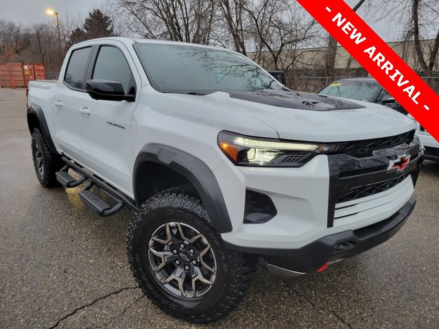 Used 2024 Chevrolet Colorado ZR2 w/ Technology Package image 1