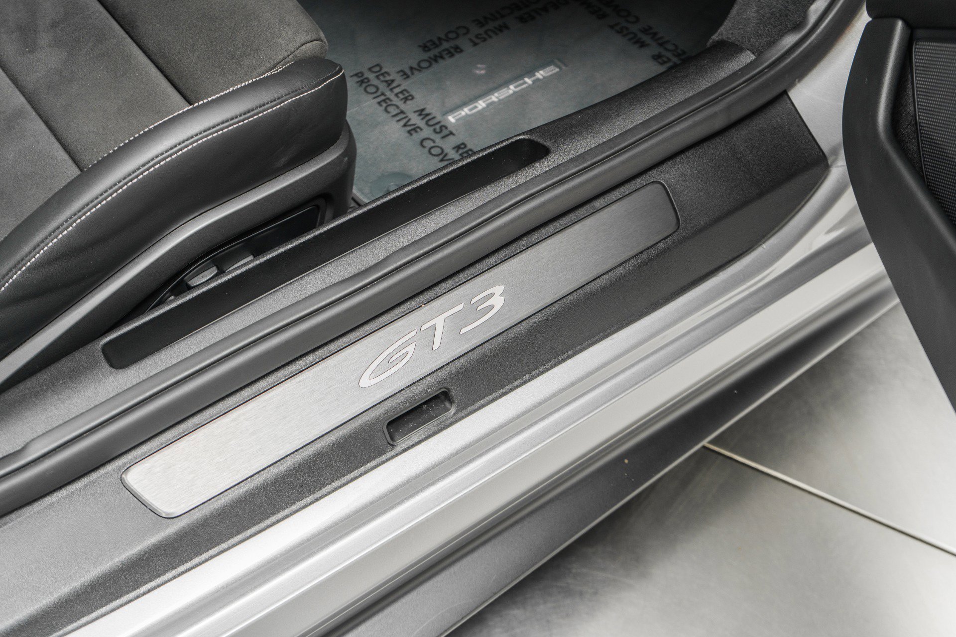 Used 2022 Porsche 911 GT3 RWD image 34
