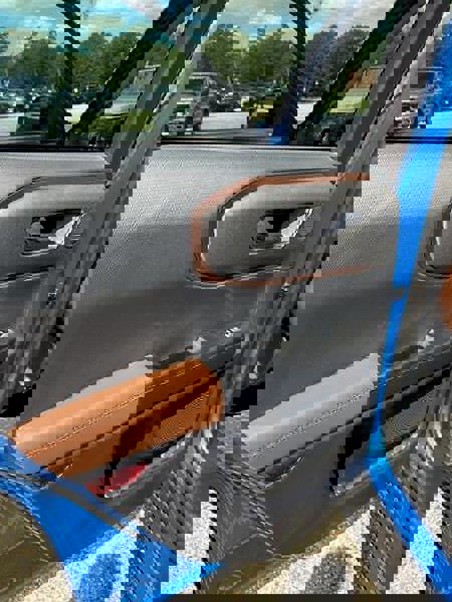 New 2025 Ford Bronco Sport Outer Banks w/ Sasquatch Outer Banks Package image 25