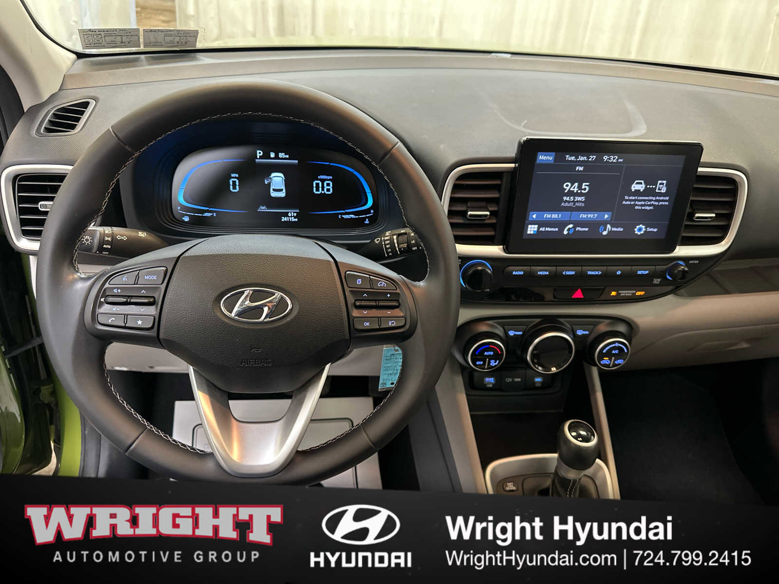 Certified 2023 Hyundai Venue SEL w/ Cargo Package image 19