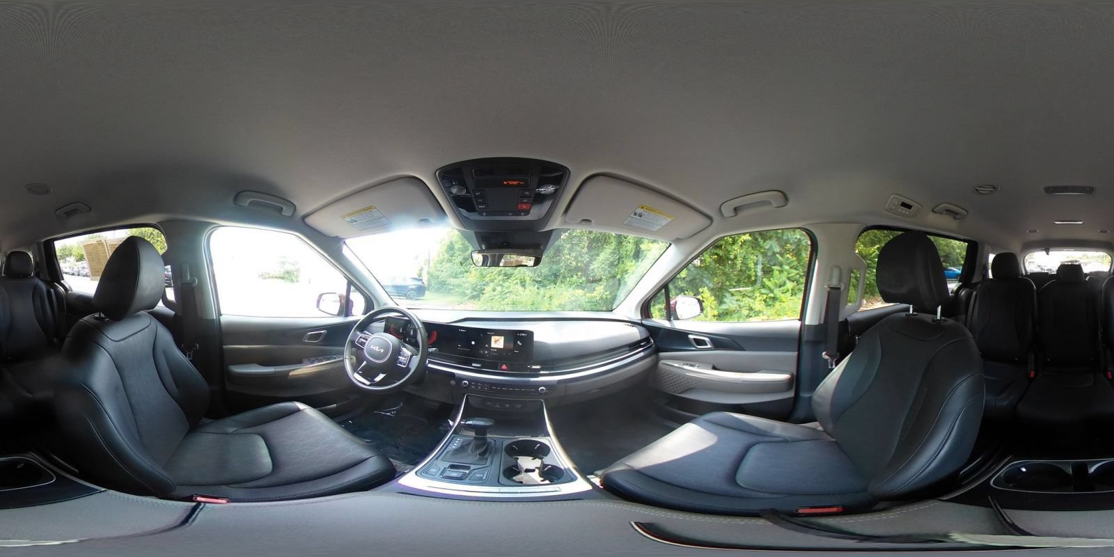 Used 2026 Kia Carnival FWD image 39