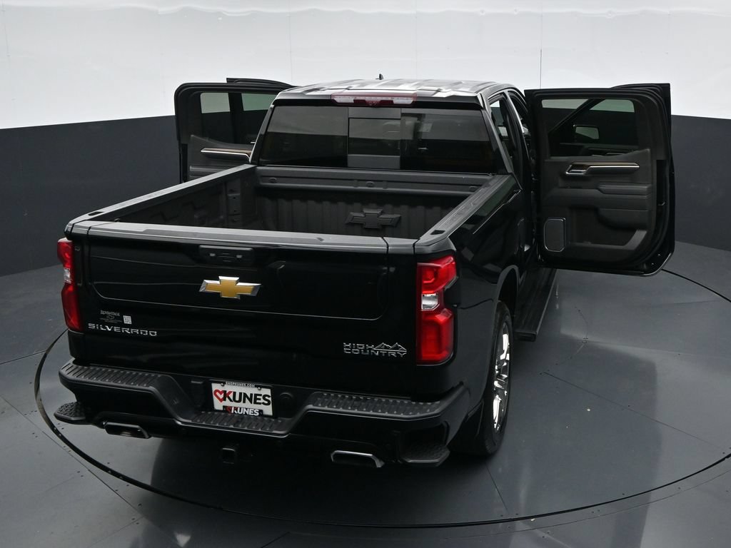 Used 2025 Chevrolet Silverado 1500 High Country AWD/4WD image 64