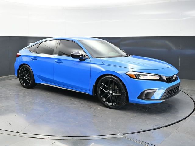Used 2023 Honda Civic Sport image 3