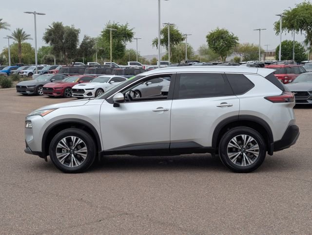 Used 2023 Nissan Rogue SV w/ SV Premium B Package image 3
