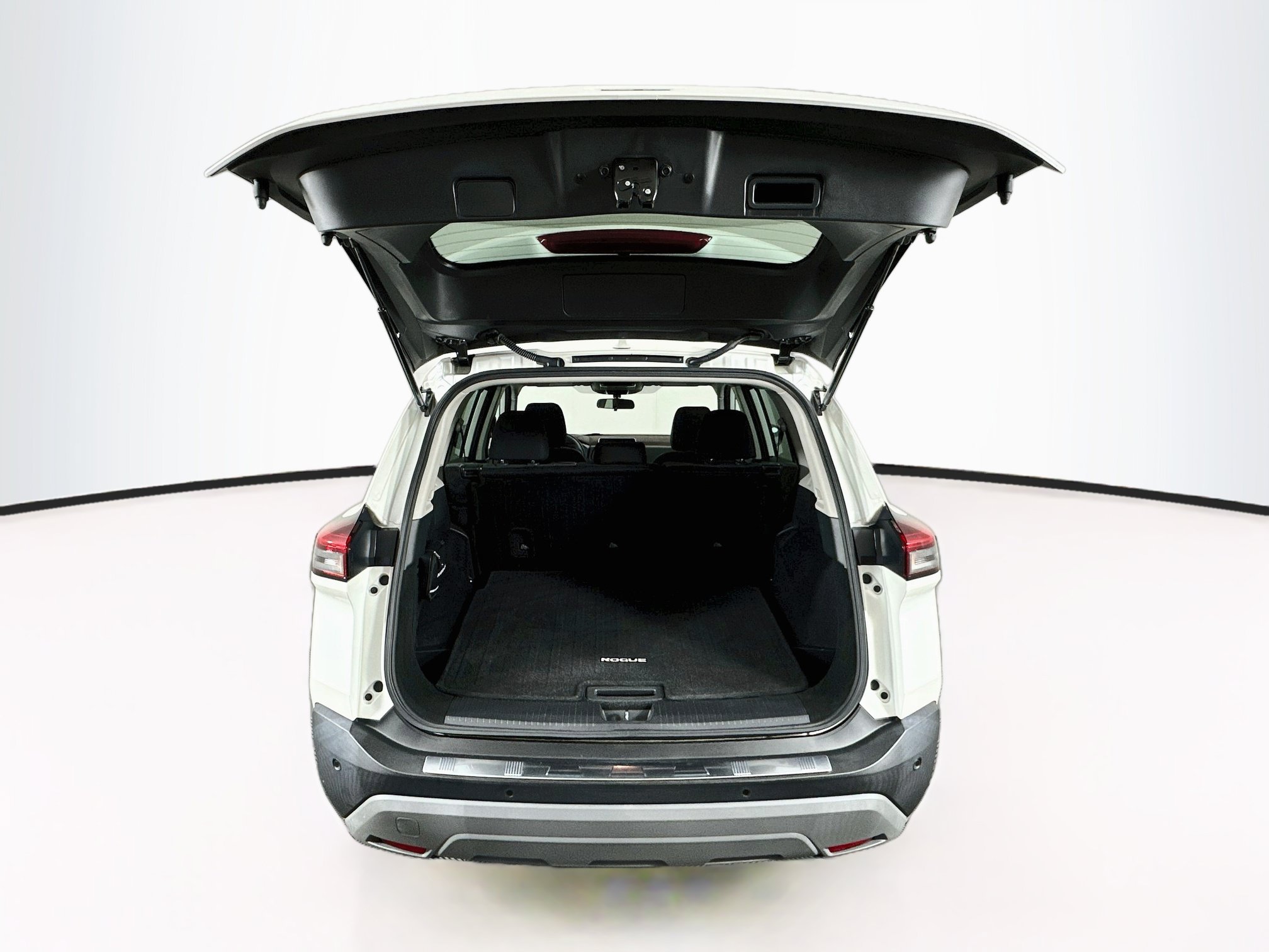 Used 2023 Nissan Rogue SV FWD image 27