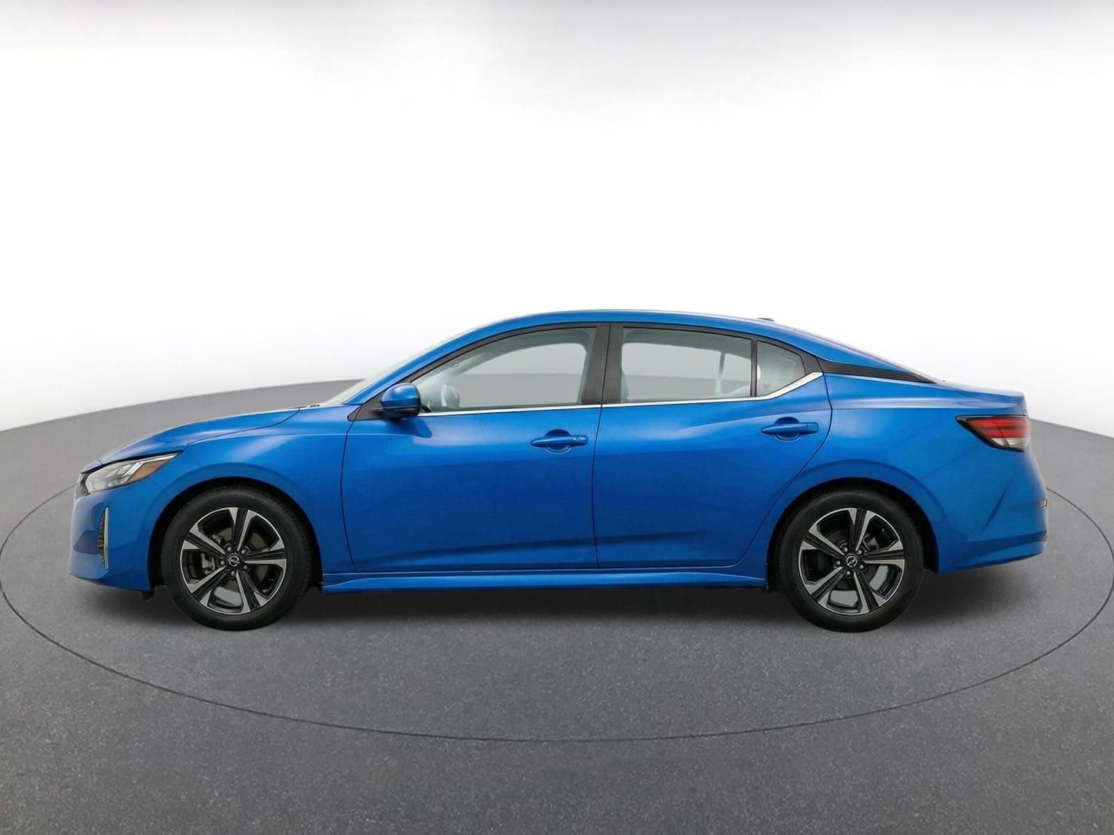 Used 2025 Nissan Sentra SV FWD image 5