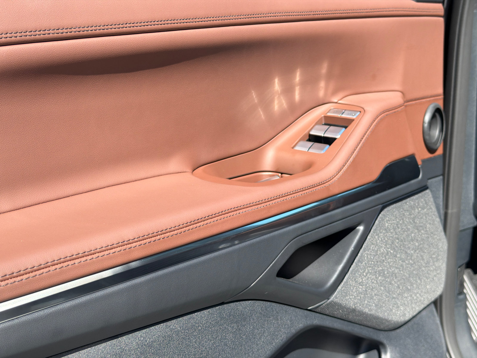 New 2027 Lincoln Navigator Reserve AWD/4WD image 21