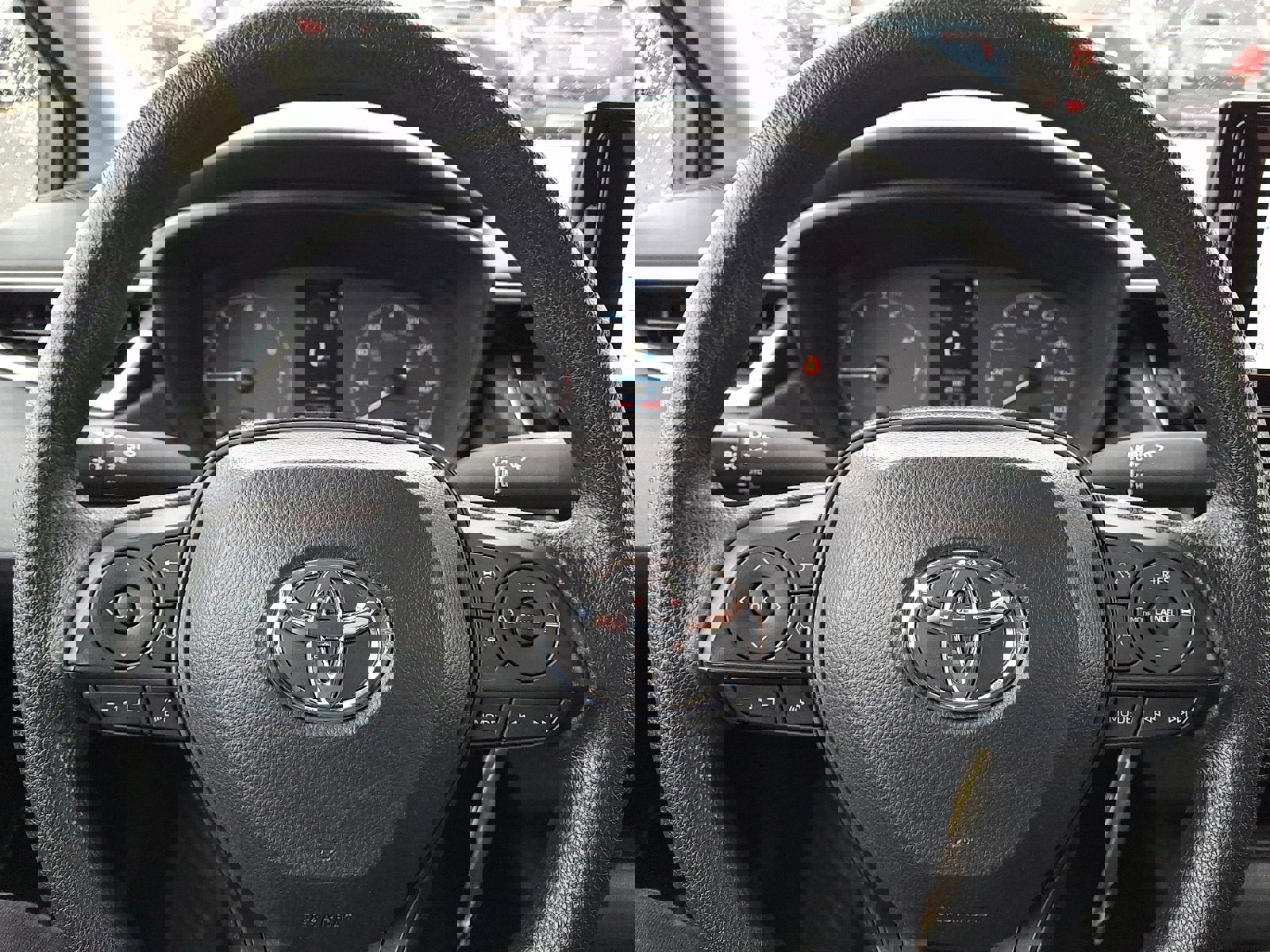 Used 2024 Toyota Corolla LE image 18