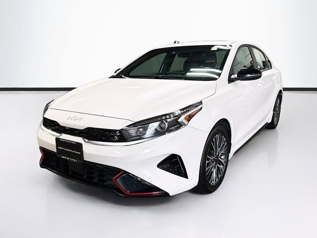 Used 2024 Kia Forte GT-Line w/ GT-Line Premium Package FWD image 3