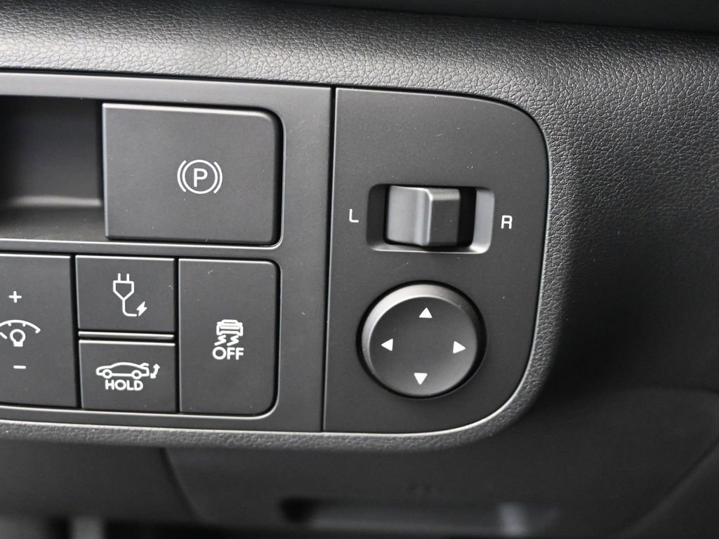 New 2025 Hyundai Ioniq 6 SE image 24