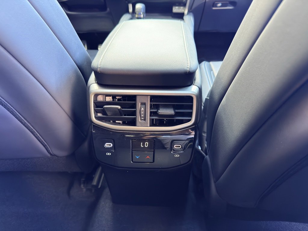 Used 2024 Lexus RX 350 F Sport image 32